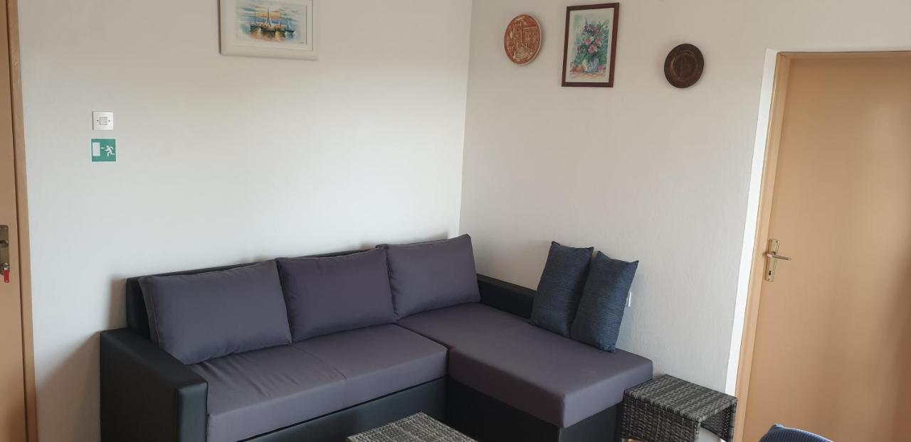 RažanacOaza公寓 外观 照片