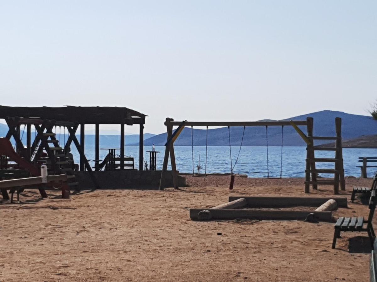 RažanacOaza公寓 外观 照片